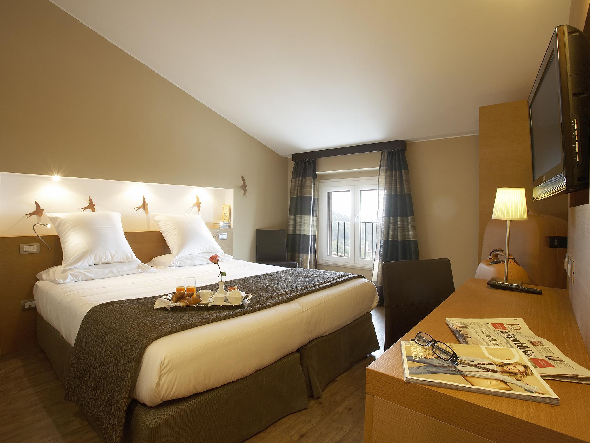 Hotel Porta Nuova Assisi Ngoại thất bức ảnh