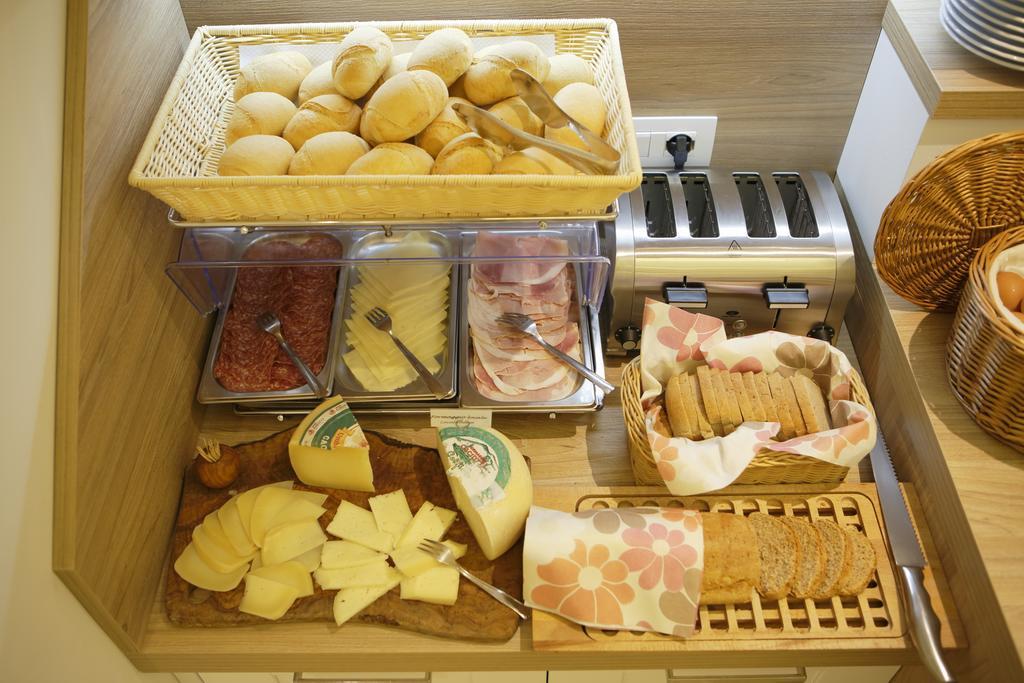 Hotel Porta Nuova Assisi Ngoại thất bức ảnh